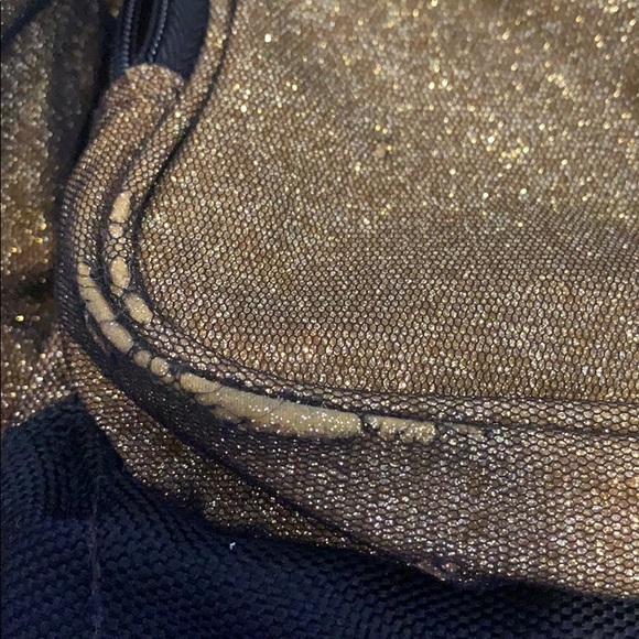 backpack - Picture 2 of 7